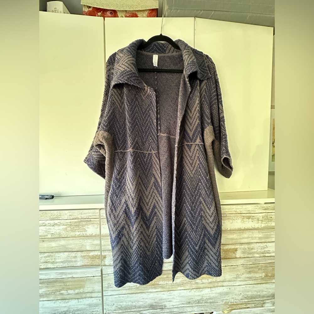 Marla Wynne Oversized Chevron Knit Cardigan Small Blue Open Front Cozy Duster